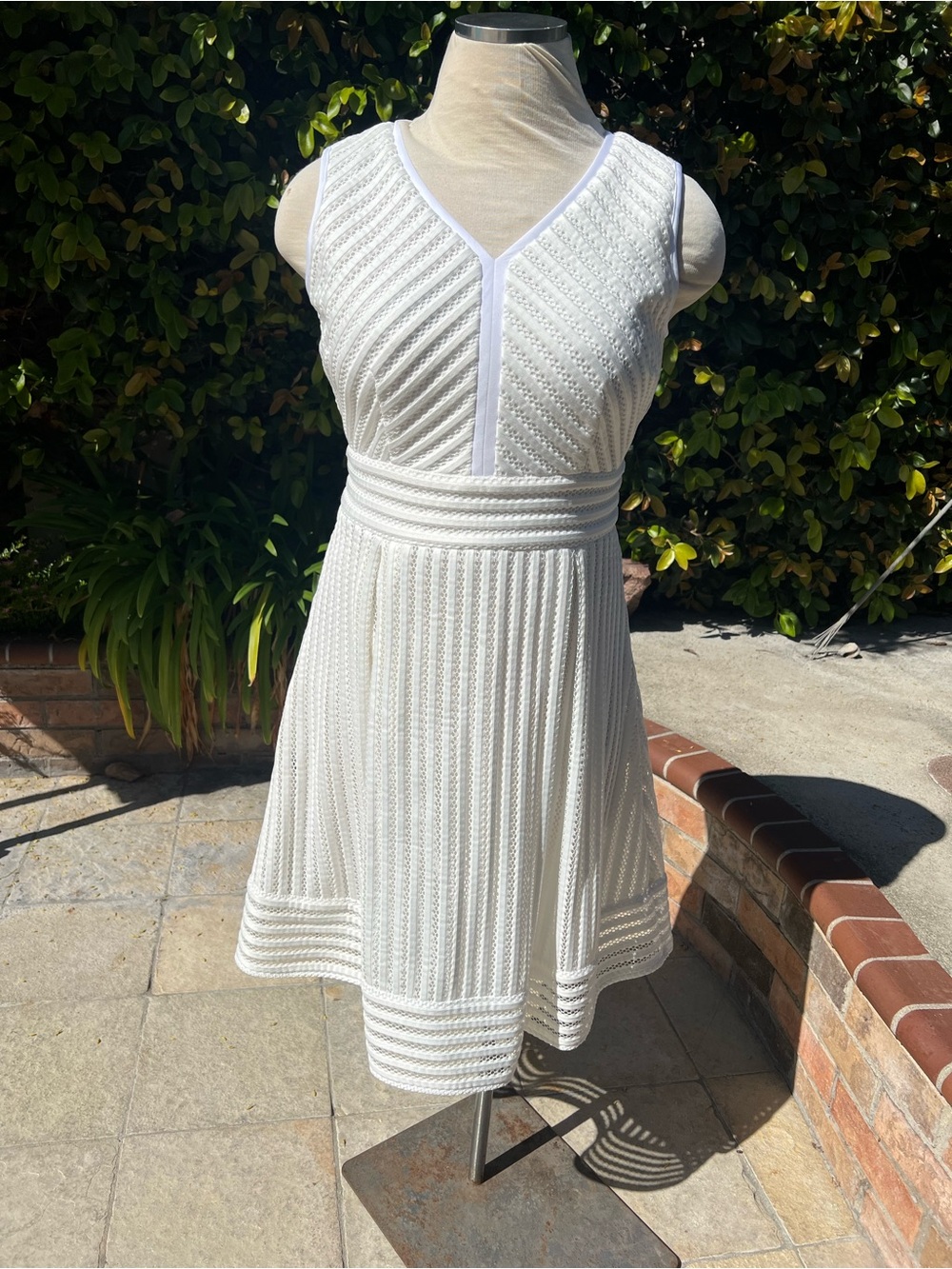 I.N. Studio White Textured V-Neck Mini Dress